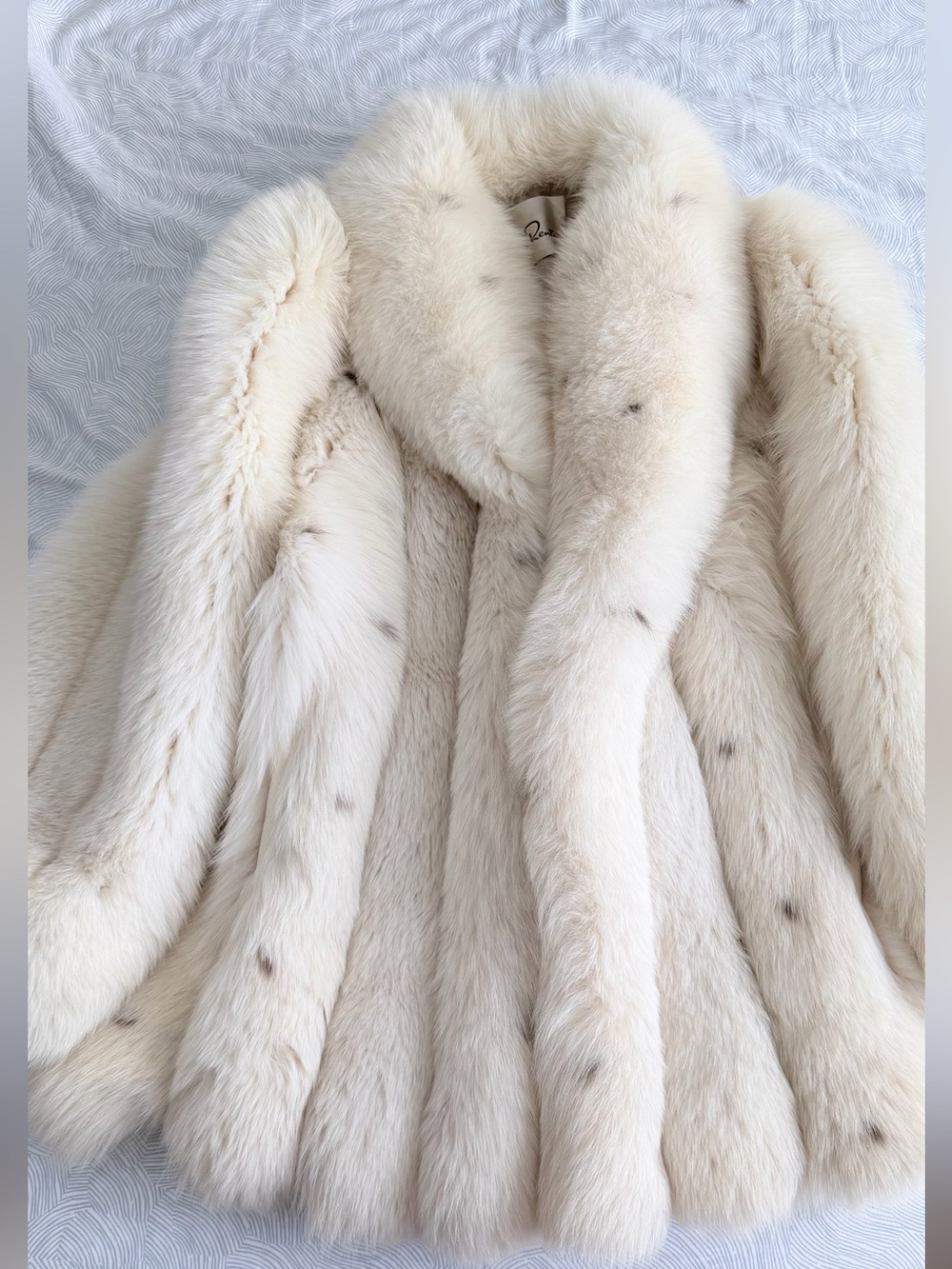 Oscar de la Renta Spotted fox coat